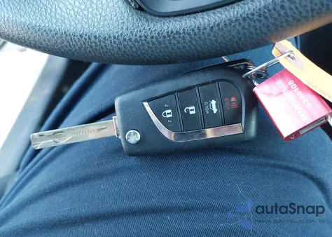 2021 Toyota Corolla Le z USA, uszkodzony, nr VIN JTDEPMAE3MJ117798